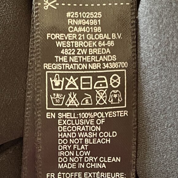 FOREVER 21 WOMENS BLACK TOP Small STUDDED COLLAR Long Sleeves SEMI SHEER 0859AT - Picture 6 of 9